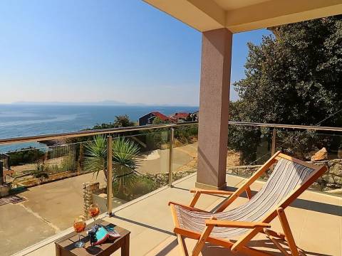 Korčula Südseite - Haus zum Verkauf in 2. Reihe vom Meer entfernt
