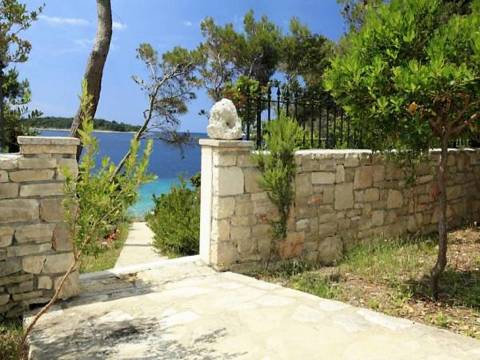 House for sale, Korčula south, 1st row, seafront