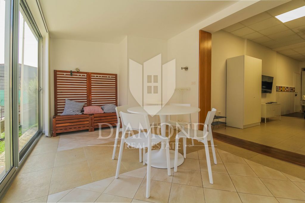 Umag center, modern apartment with 3 bedrooms!