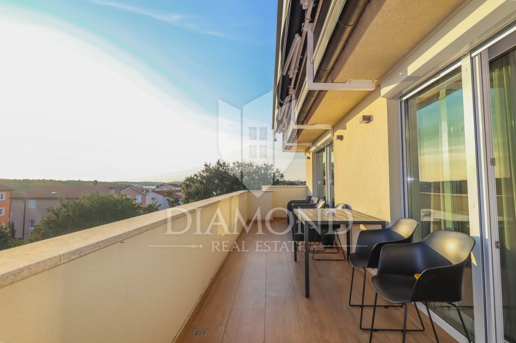 Elegant apartment in the heart of Medulin with a sea view!