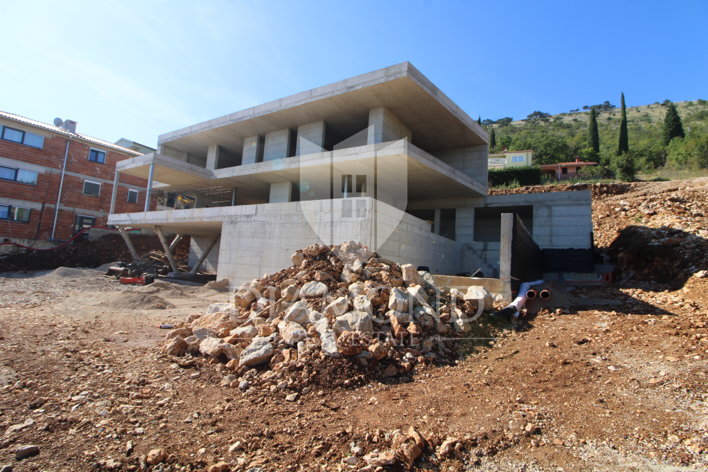 Eastern Istria, new building in a prime location, sea view