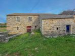 Oprtalj surroundings, stone house with a spacious plot in a quiet location