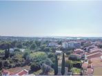Pula, Medulin, spacious apartment on the ground floor with garden and parking