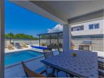Istria, Vodnjan, Luxury house with heated pool and large terrace